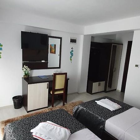 Motel Didona B Sendreni Экстерьер фото
