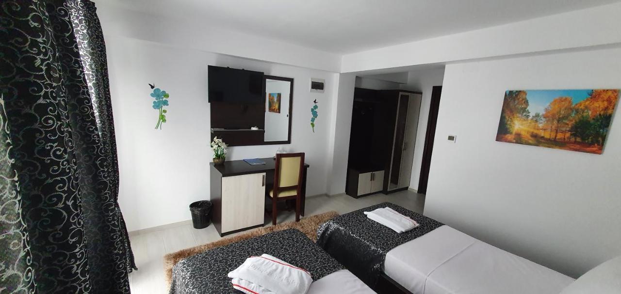 Motel Didona B Sendreni Экстерьер фото